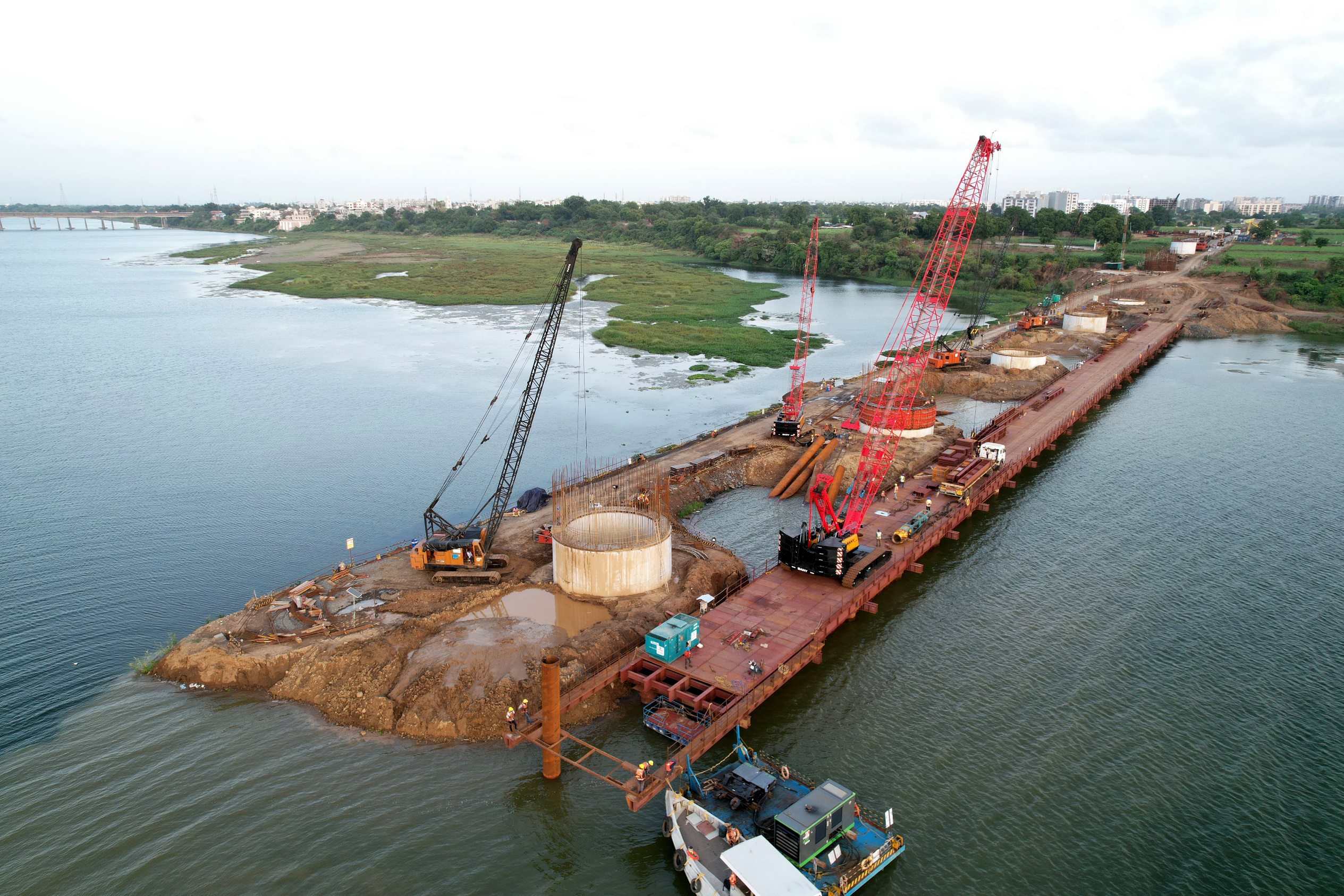 Well Foundation Work in Progress at Tapi River, Surat District, July 2022 (2)